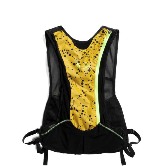 nike hydration vest